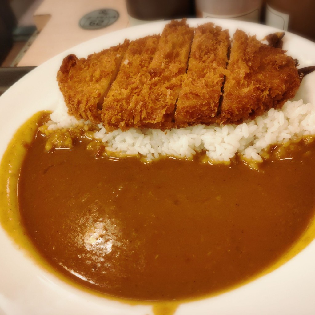 ユーザーが投稿したロースかつカレーの写真 - 実際訪問したユーザーが直接撮影して投稿した南烏山とんかつ松のや 千歳烏山店の写真