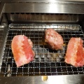 実際訪問したユーザーが直接撮影して投稿した渋谷焼肉たれ焼肉、塩ホルモン。まるきん食堂 渋谷店の写真