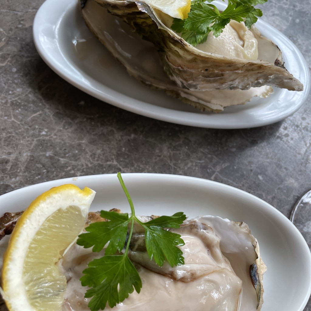 ユーザーが投稿したランチ生牡蠣の写真 - 実際訪問したユーザーが直接撮影して投稿した中央スペイン料理エスパルマドール マリスケリアの写真