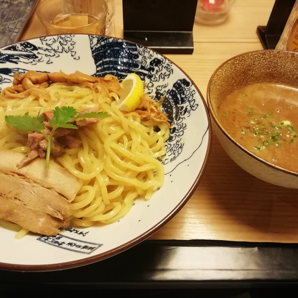 まもーみもーむもーさんが投稿した春日ラーメン / つけ麺のお店自家製麺 MENSHO TOKYO/ジカセイメン メンショウ トウキョウの写真