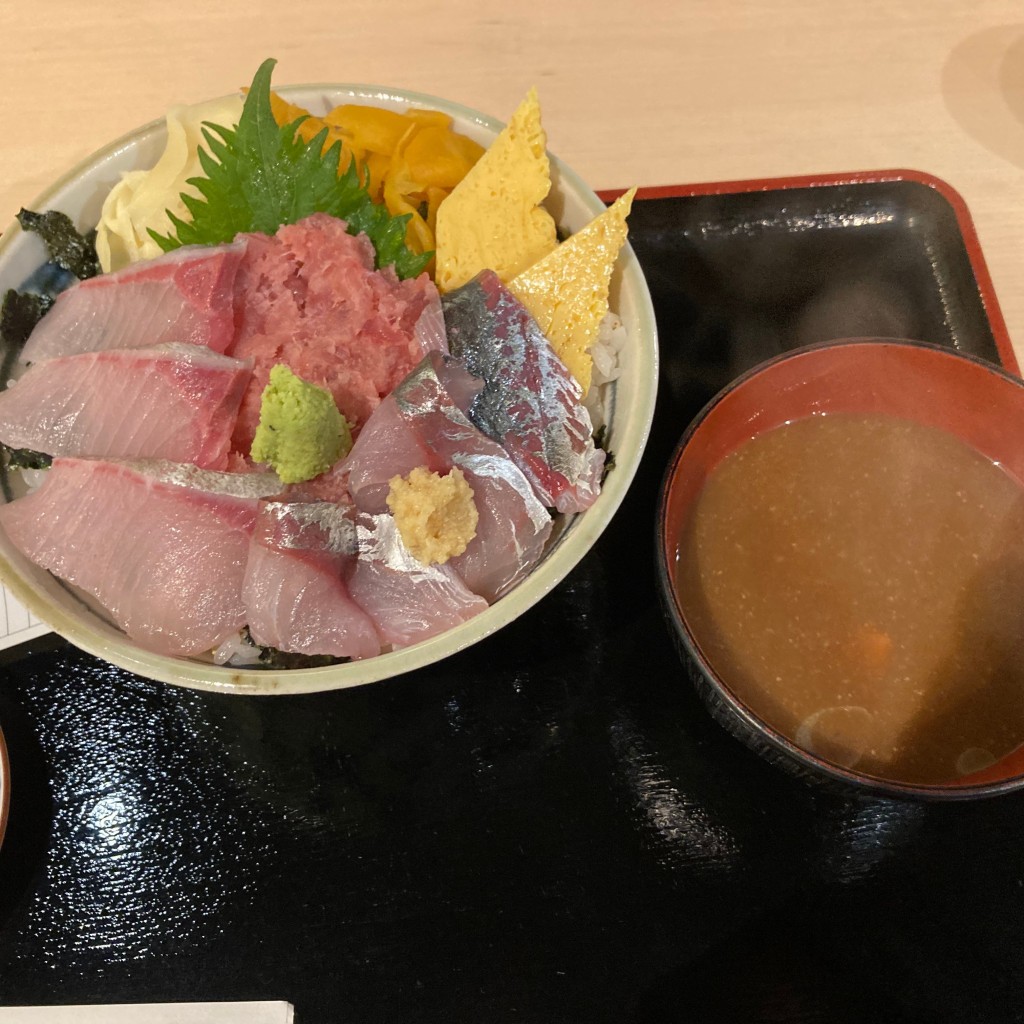 ユーザーが投稿した三色丼の写真 - 実際訪問したユーザーが直接撮影して投稿した築地和食 / 日本料理築地 和みの写真