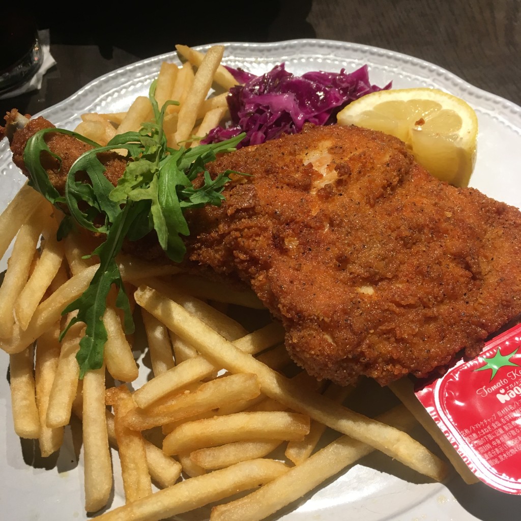 ユーザーが投稿したFriedChickenの写真 - 実際訪問したユーザーが直接撮影して投稿した千駄ヶ谷アメリカ料理tavern on Sの写真