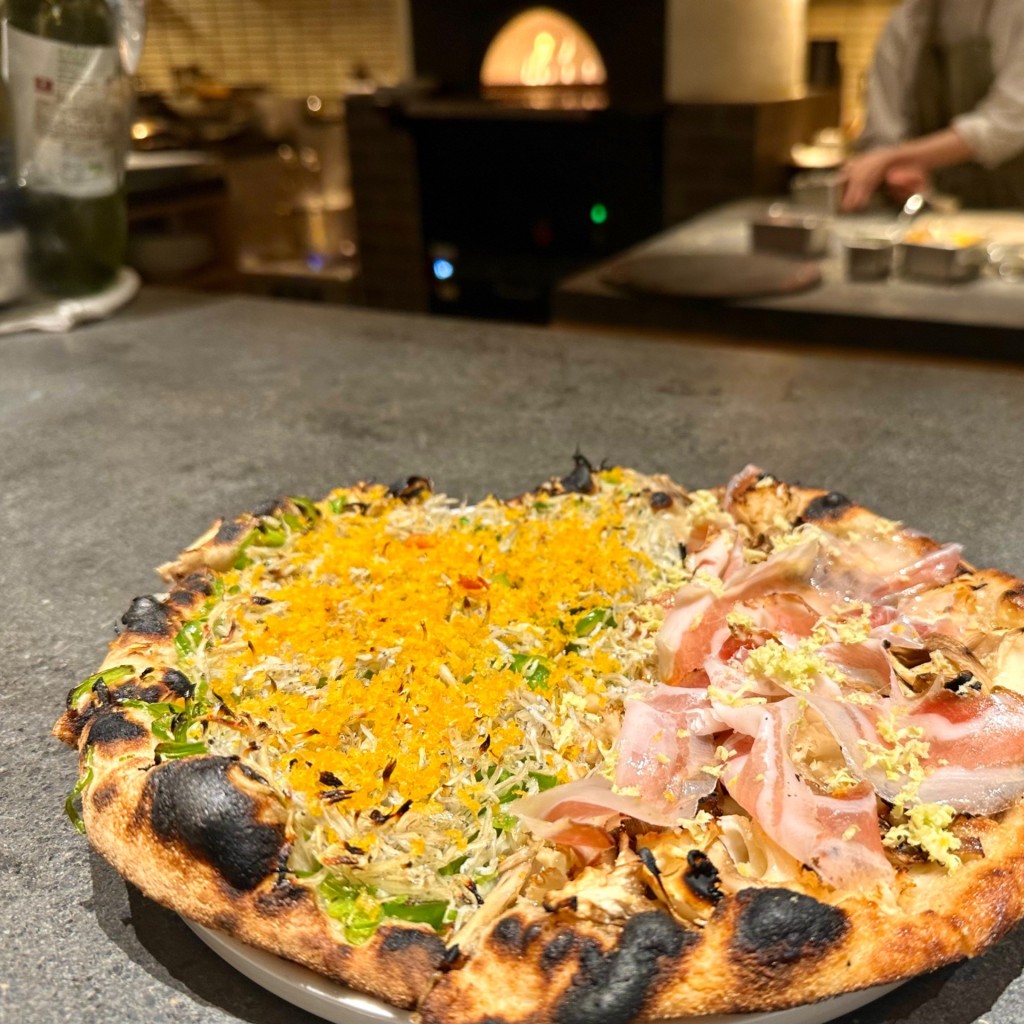 ユーザーが投稿した本わさび、茸、パンチェッタのピザの写真 - 実際訪問したユーザーが直接撮影して投稿した中野ピザトトトの写真