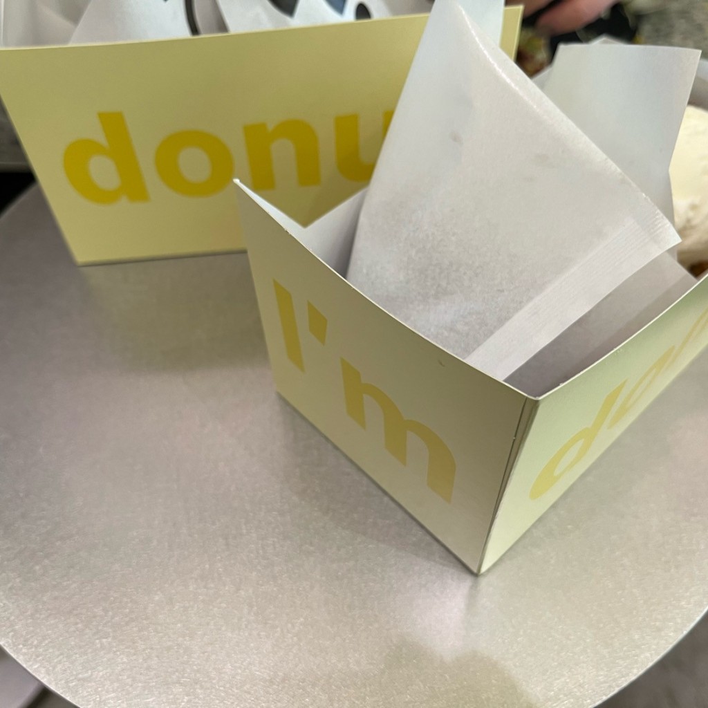 ユーザーが投稿した3個BOXの写真 - 実際訪問したユーザーが直接撮影して投稿した上目黒ドーナツI'm donut ?の写真