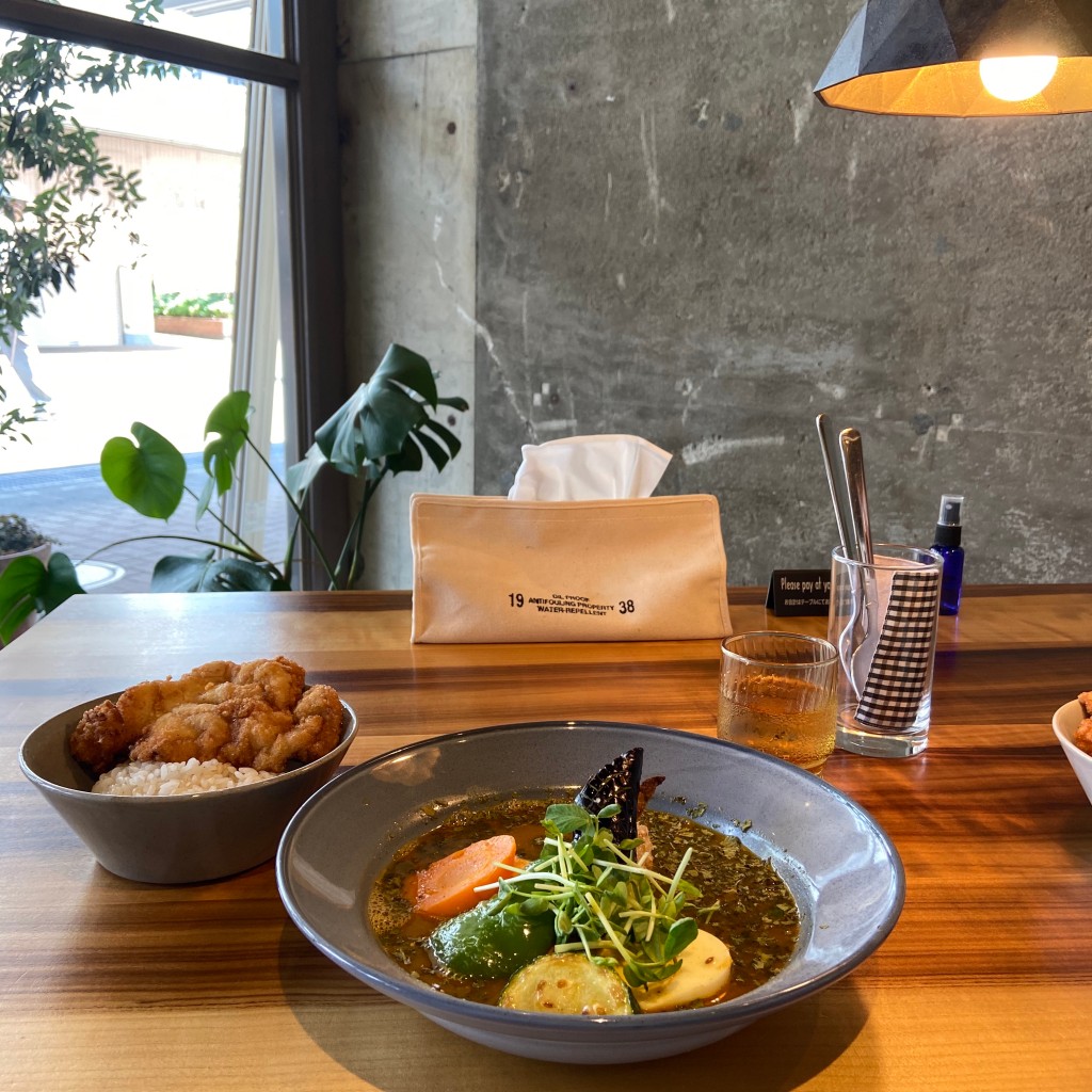 ユーザーが投稿した野菜のスープカレー ザンギ付きの写真 - 実際訪問したユーザーが直接撮影して投稿した白糸台スープカレースープカレー鳩時計の写真