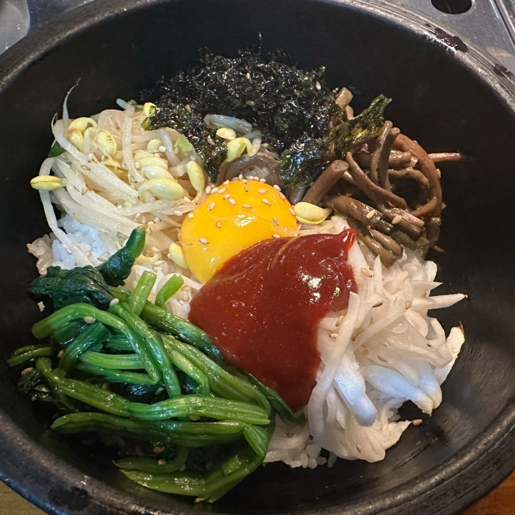 ユーザーが投稿した石焼ビビンパの写真 - 実際訪問したユーザーが直接撮影して投稿した吉敷町韓国料理ナムルごはん シクタン コクーンシティ店の写真