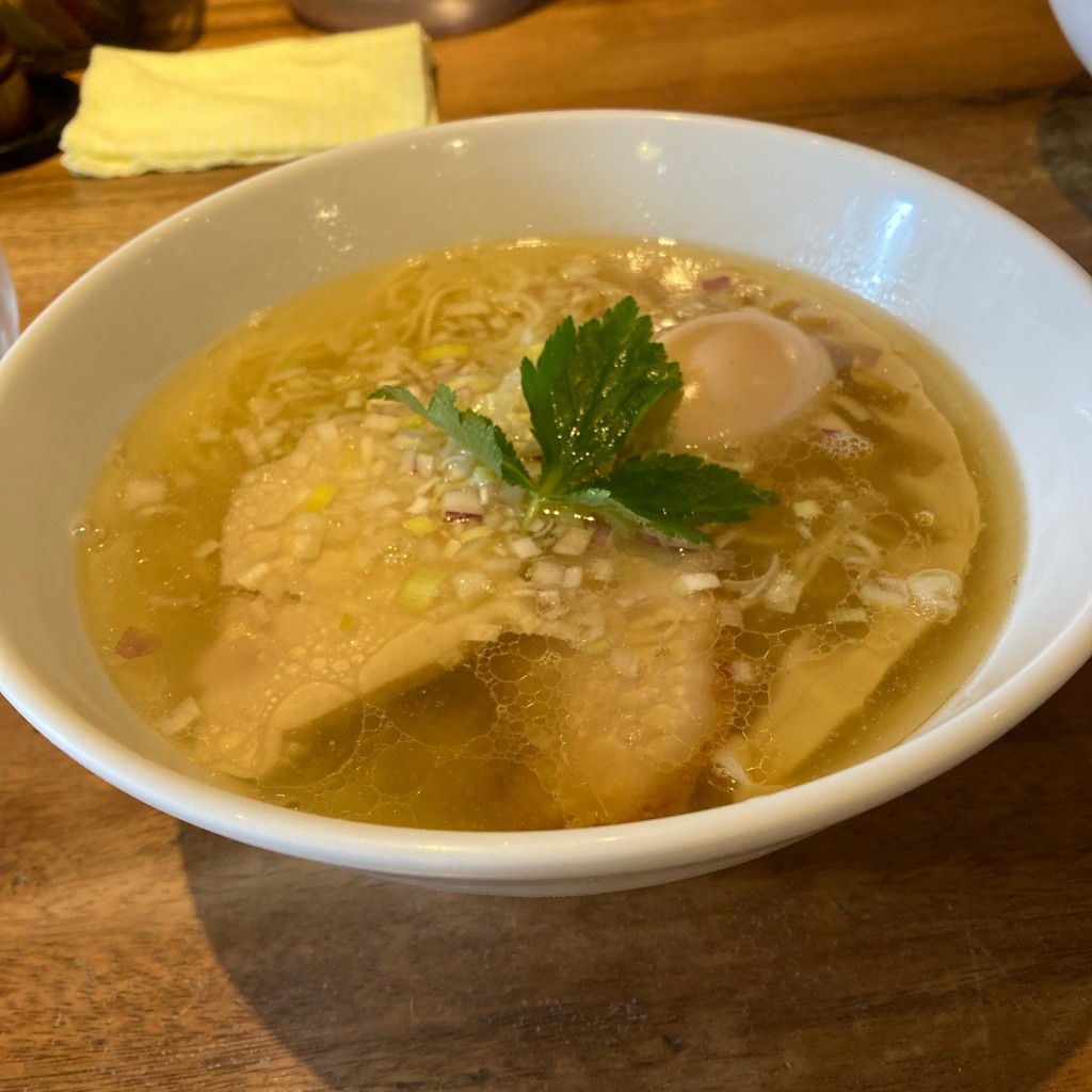 ユーザーが投稿した味玉塩ラーメンの写真 - 実際訪問したユーザーが直接撮影して投稿した桂町ラーメン専門店ラーメンフリーバーズの写真