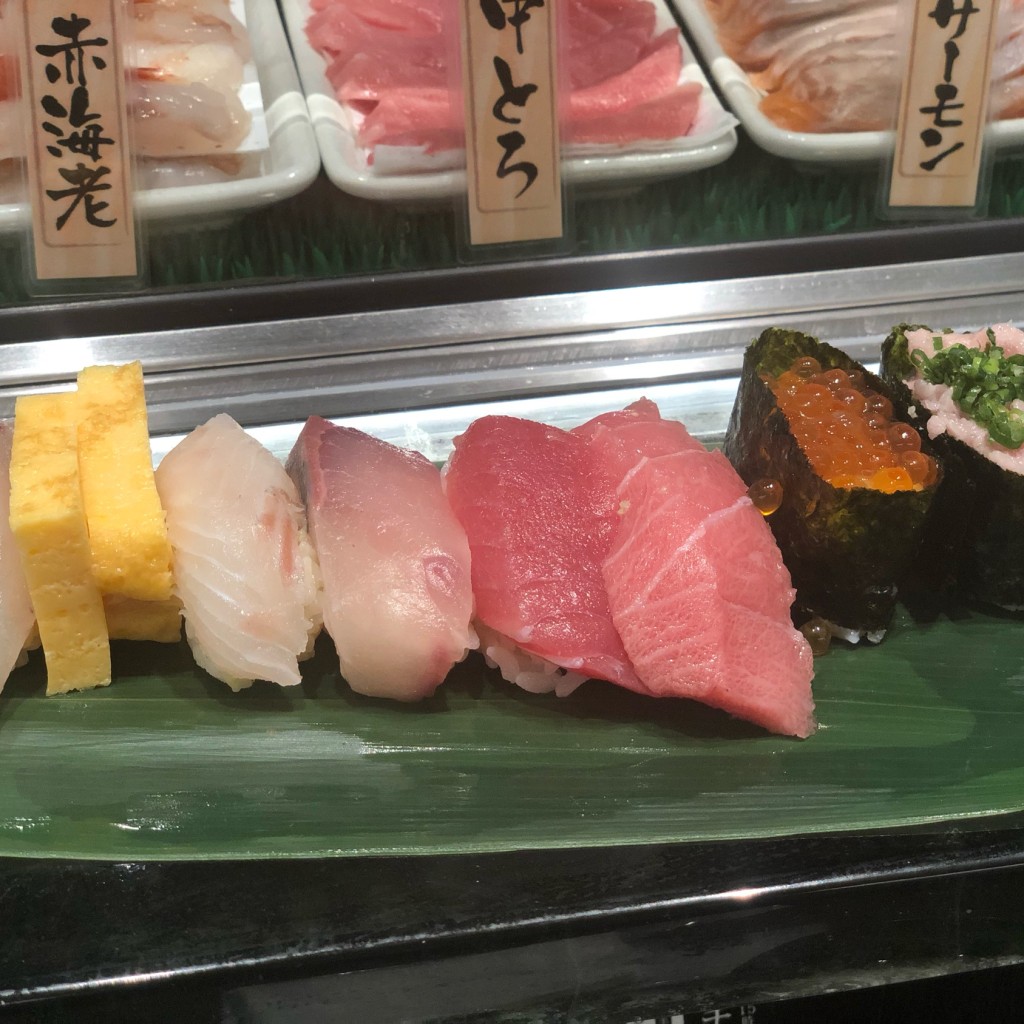 ユーザーが投稿した旬にぎり10貫の写真 - 実際訪問したユーザーが直接撮影して投稿した大深町寿司魚がし日本一 グランフロント大阪店の写真
