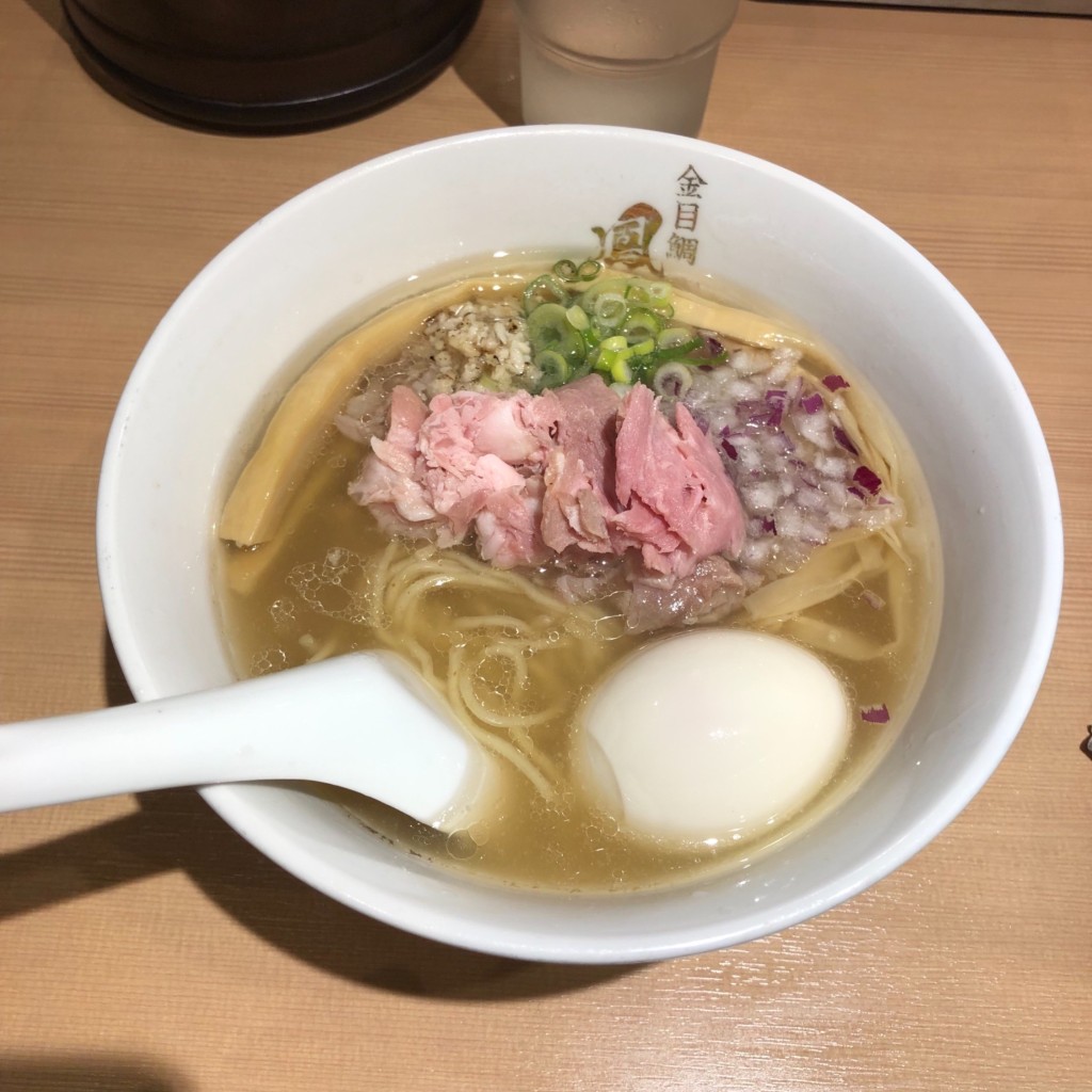 Ris-sanさんが投稿した歌舞伎町ラーメン / つけ麺のお店らぁ麺 鳳仙花/ラァメン ホウセンカの写真
