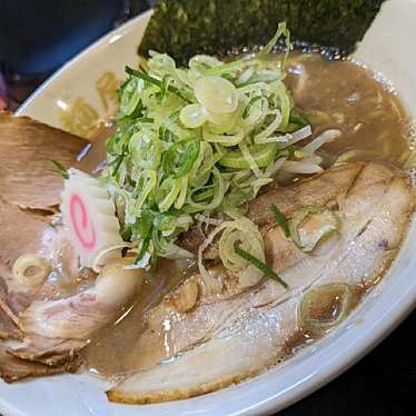 実際訪問したユーザーが直接撮影して投稿した新知東町ラーメン専門店麺屋 極豚の写真