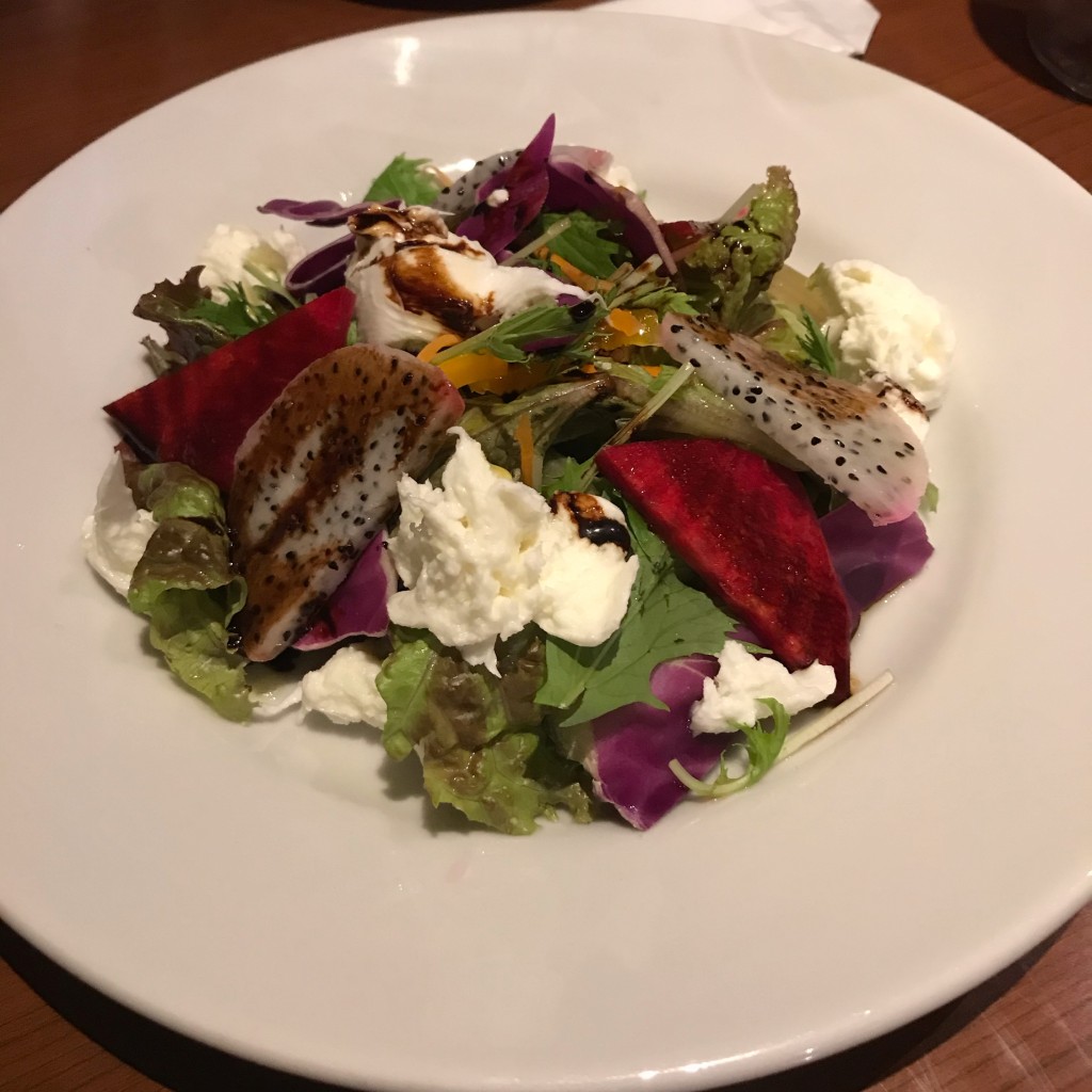 ユーザーが投稿した水牛モッツァレラと生ハムのサラダの写真 - 実際訪問したユーザーが直接撮影して投稿した島田イタリアンkinoの写真