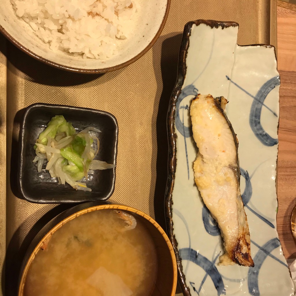 ユーザーが投稿した本さわら西京漬定食の写真 - 実際訪問したユーザーが直接撮影して投稿した北幸ステーキとと和くら ヨドバシ横浜店の写真