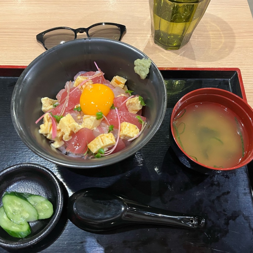 ユーザーが投稿したランチ 海鮮丼の写真 - 実際訪問したユーザーが直接撮影して投稿した鷹飼町居酒屋らいおん丸 近江八幡駅前店の写真