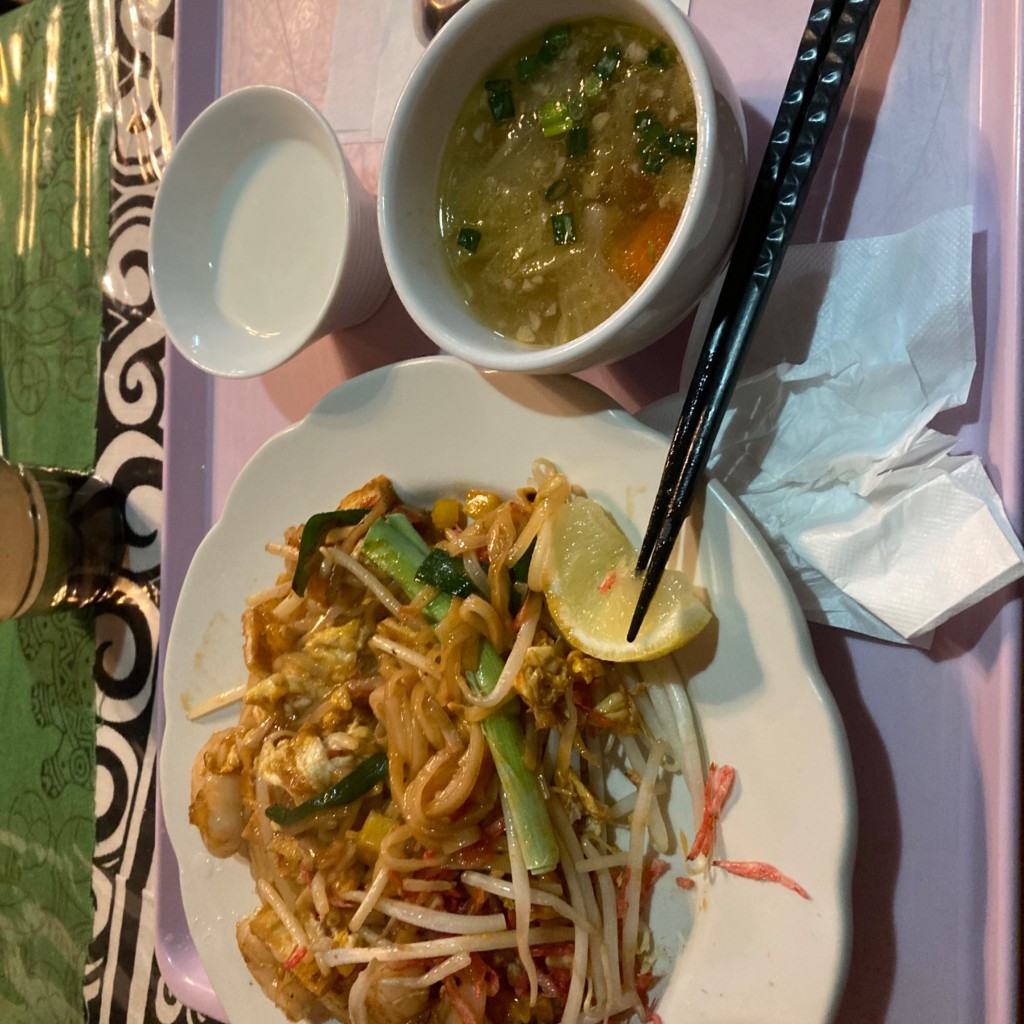 ユーザーが投稿したパッタイの写真 - 実際訪問したユーザーが直接撮影して投稿した富士見タイ料理タイ料理 ロッディーの写真
