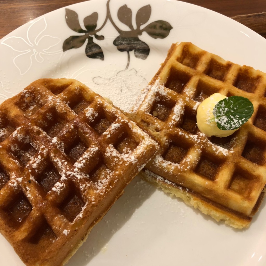 ユーザーが投稿したプレーン waffleの写真 - 実際訪問したユーザーが直接撮影して投稿した港島南町カフェモアカフェ 東京インテリア神戸店の写真