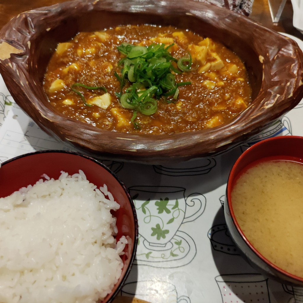 ユーザーが投稿した麻婆豆腐の写真 - 実際訪問したユーザーが直接撮影して投稿した難波居酒屋炭火焼鳥と旨豚 まこ家の写真