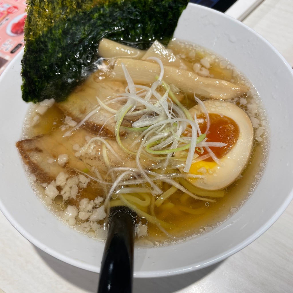 ユーザーが投稿したこだわり醤油ラーメン(コッテリ)の写真 - 実際訪問したユーザーが直接撮影して投稿した五所寿司魚べい 市原白金通り店の写真