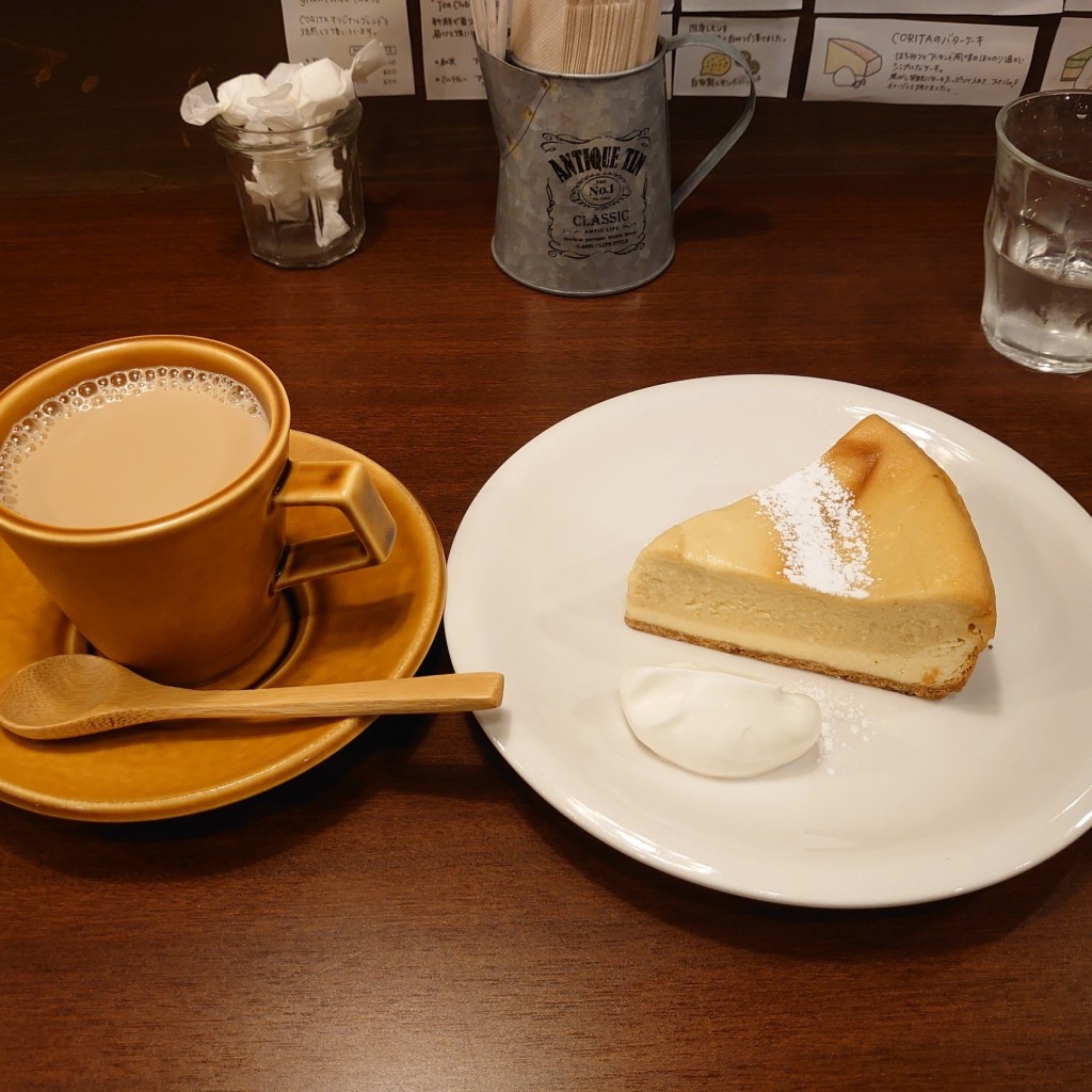 ユーザーが投稿した濃ゆい抹茶のチーズケーキセット オレの写真 - 実際訪問したユーザーが直接撮影して投稿した紙屋町カフェCORITA CAFEの写真