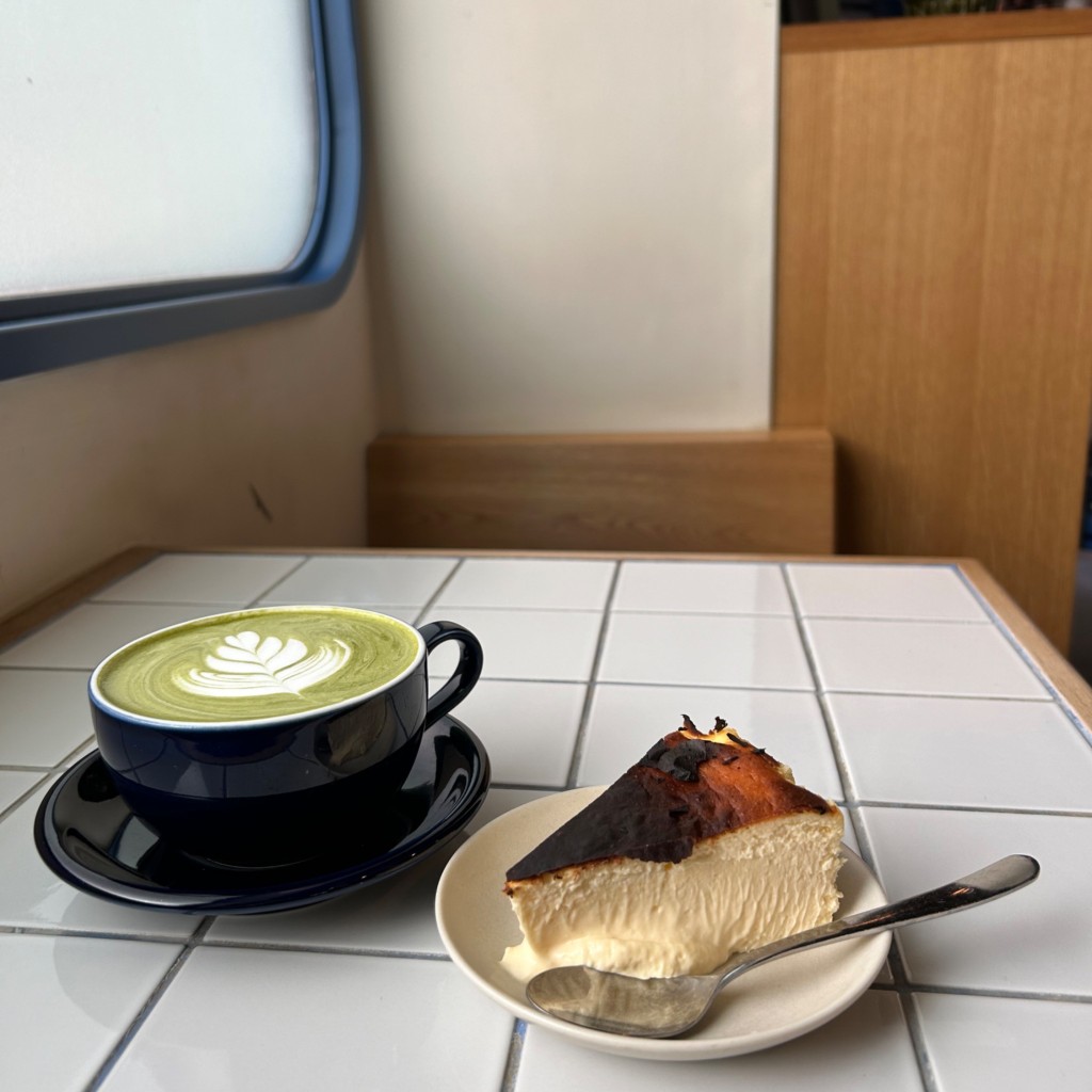 ユーザーが投稿した日替わりスイーツ チーズケーキの写真 - 実際訪問したユーザーが直接撮影して投稿した富ヶ谷カフェnephewの写真