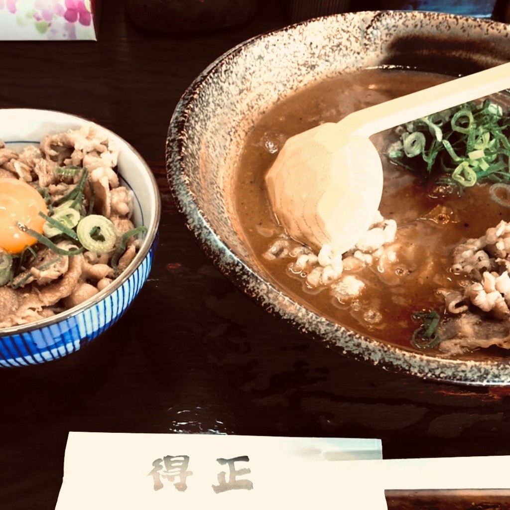 ユーザーが投稿したカレーうどんの写真 - 実際訪問したユーザーが直接撮影して投稿した田中町うどん得正 摂津本山店の写真