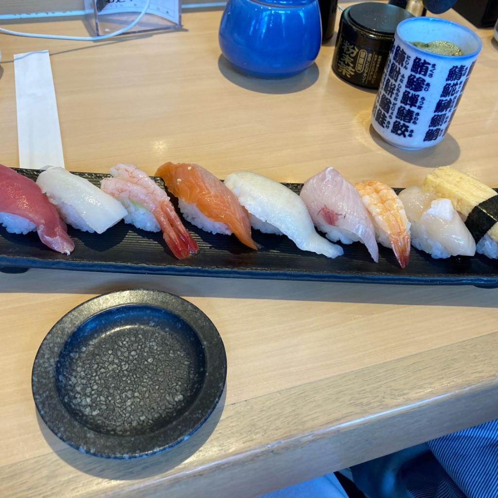 ユーザーが投稿した1200円皿の写真 - 実際訪問したユーザーが直接撮影して投稿した槇尾回転寿司ことぶき寿司 内野店の写真