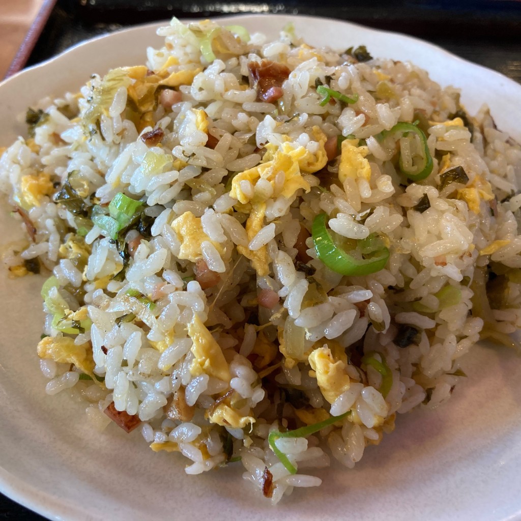 ユーザーが投稿した高菜チャーハン+唐揚げ+ラーメンの写真 - 実際訪問したユーザーが直接撮影して投稿した西本郷通台湾料理台湾家庭料理味味の写真