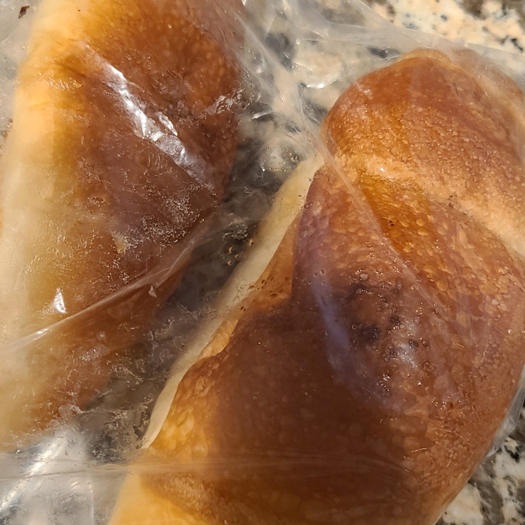 ユーザーが投稿した塩パンの写真 - 実際訪問したユーザーが直接撮影して投稿した師岡町ベーカリーねこねこ食パン トレッサ横浜店の写真