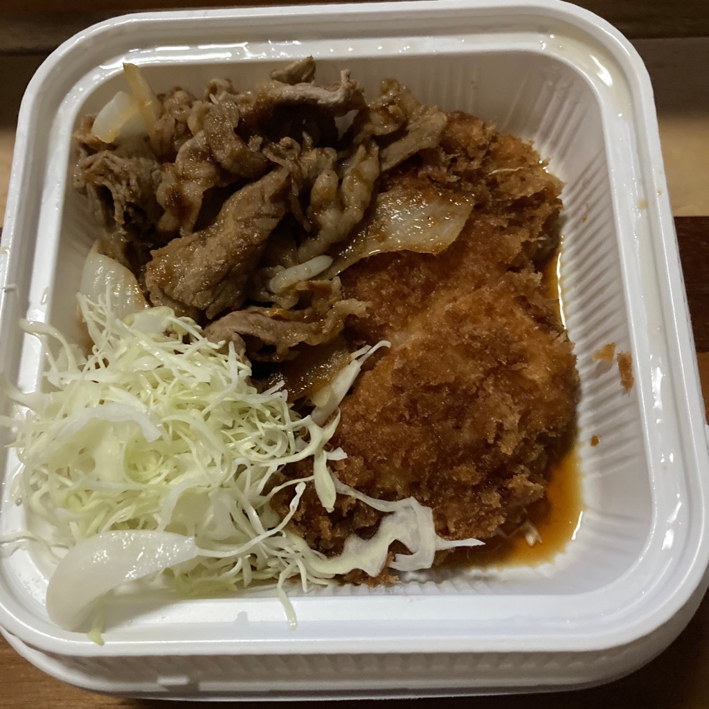 ユーザーが投稿したタレカッと牛焼肉の合盛弁当の写真 - 実際訪問したユーザーが直接撮影して投稿した春日とんかつかつや 名岐バイパス春日店の写真