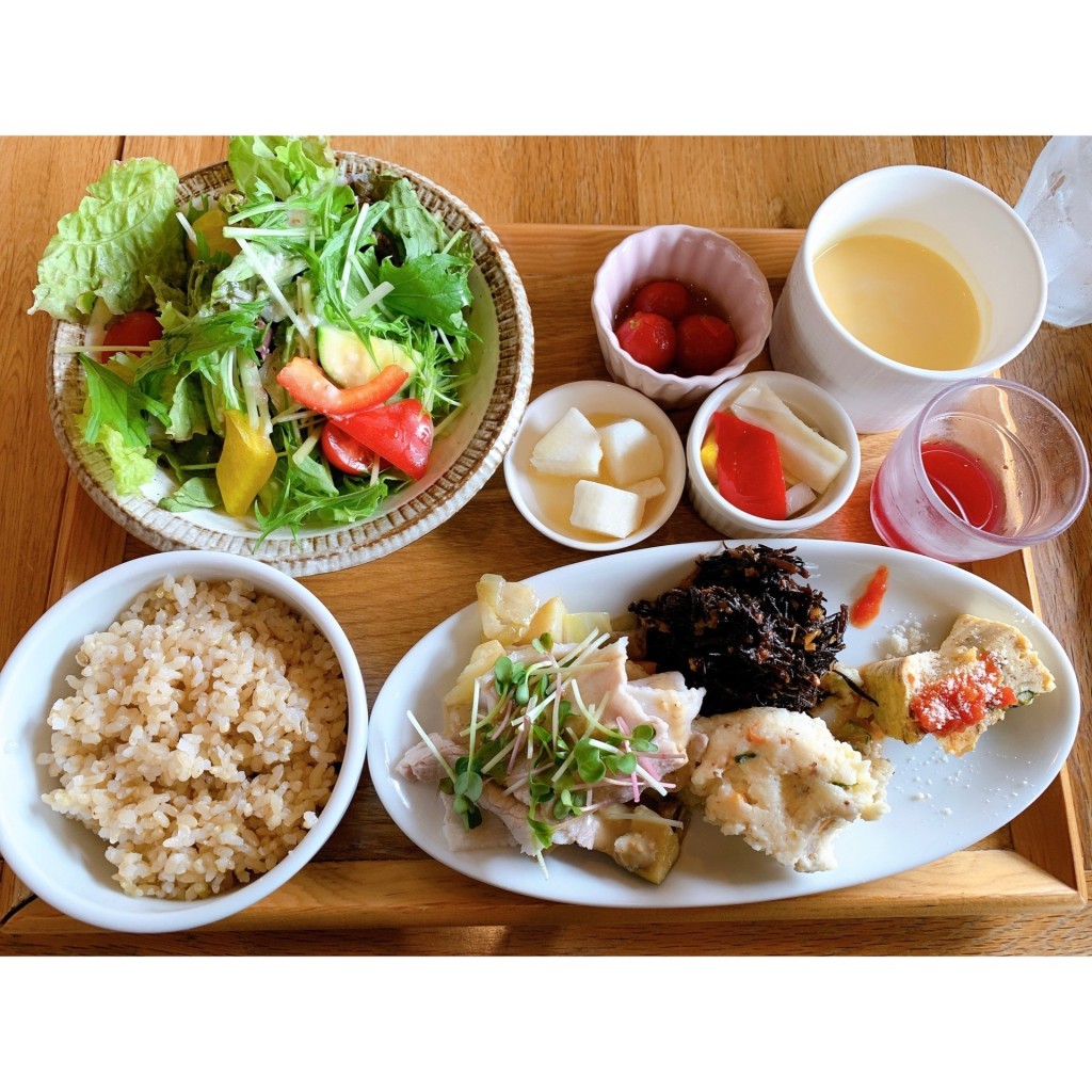 ユーザーが投稿した一汁七菜ランチの写真 - 実際訪問したユーザーが直接撮影して投稿した中百舌鳥町イタリアンG831 Natural Kitchen & Cafeの写真