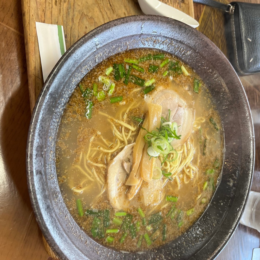 のび太69さんが投稿した明知町ラーメン / つけ麺のお店八かい/ラーメンヤハチカイの写真