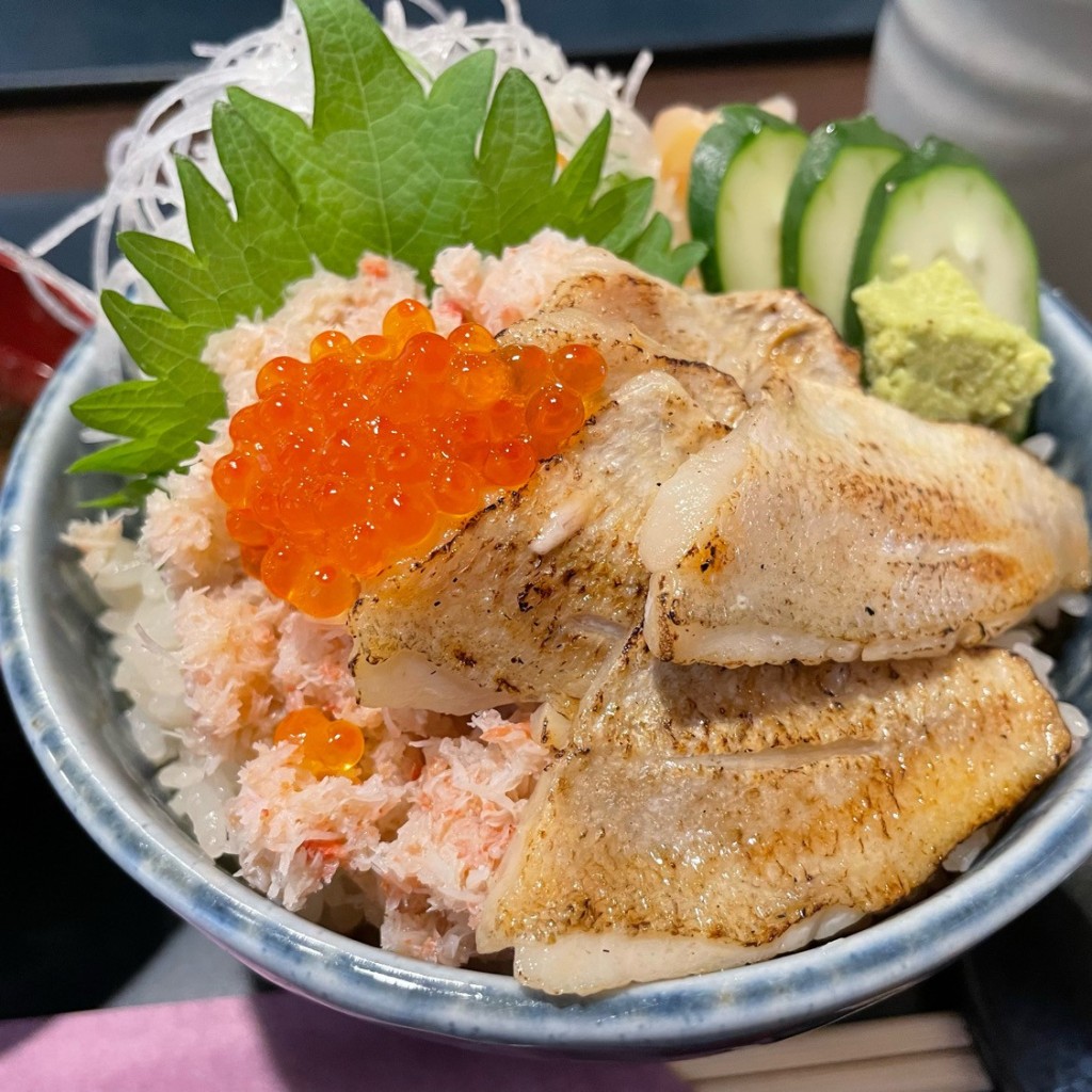 ユーザーが投稿した11月限定メニュー[ズワイガニ のど ぐろ丼]の写真 - 実際訪問したユーザーが直接撮影して投稿した牡丹山寿司鮨家むらさきの写真