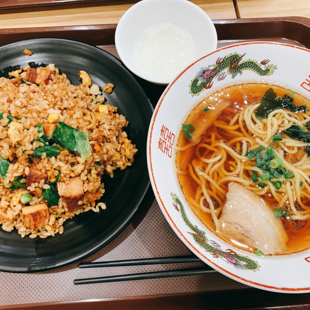 ユーザーが投稿した豚角煮炒飯+半ラーメンの写真 - 実際訪問したユーザーが直接撮影して投稿した新鎌ケ谷中華料理熱烈中華飛龍の写真