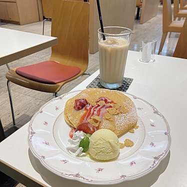 実際訪問したユーザーが直接撮影して投稿した本町カフェカフェ フルリールの写真