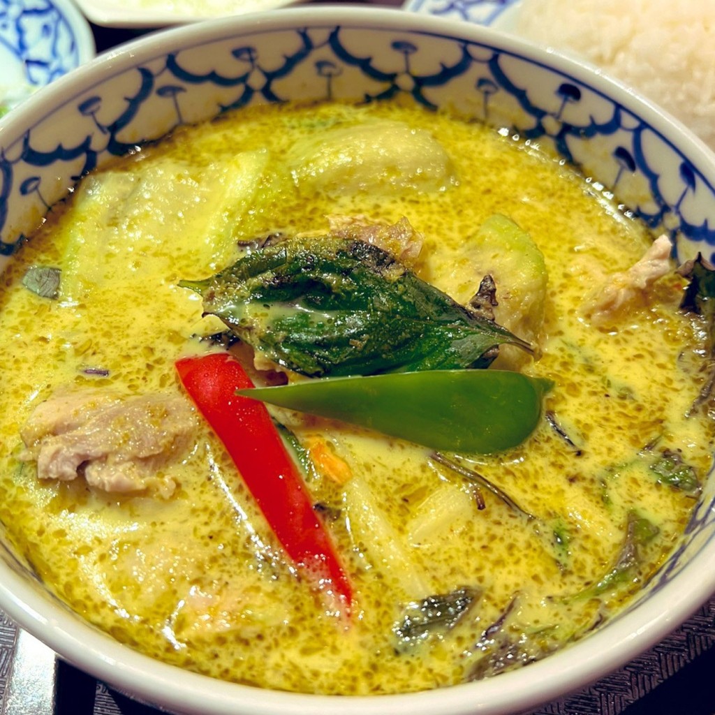 ユーザーが投稿したグリーンカレーの写真 - 実際訪問したユーザーが直接撮影して投稿した西五反田タイ料理LANNA THAI CUISINEの写真