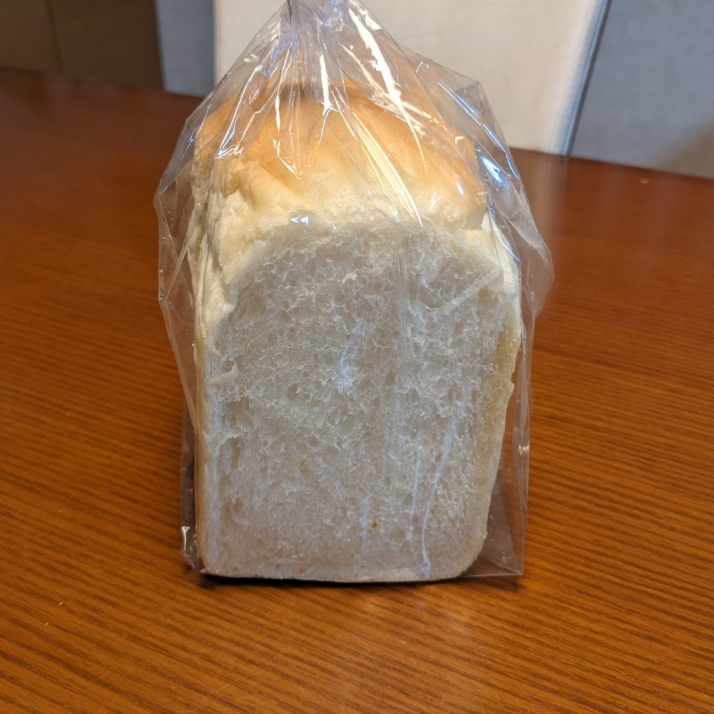 ユーザーが投稿した山型食パンの写真 - 実際訪問したユーザーが直接撮影して投稿した牡丹ベーカリーたかたまこむぎの写真