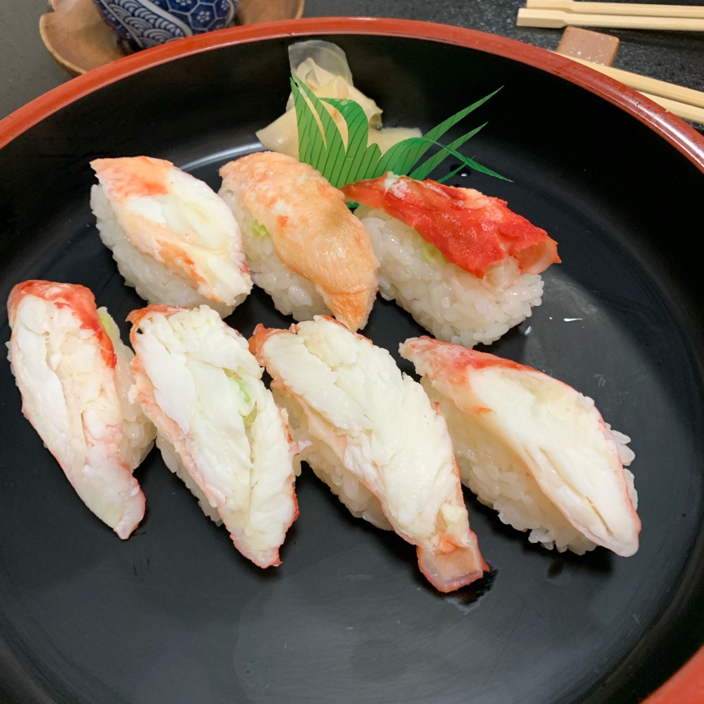 ユーザーが投稿した本タラバにぎりの写真 - 実際訪問したユーザーが直接撮影して投稿した富士見かに料理北海道かに将軍 千葉店の写真