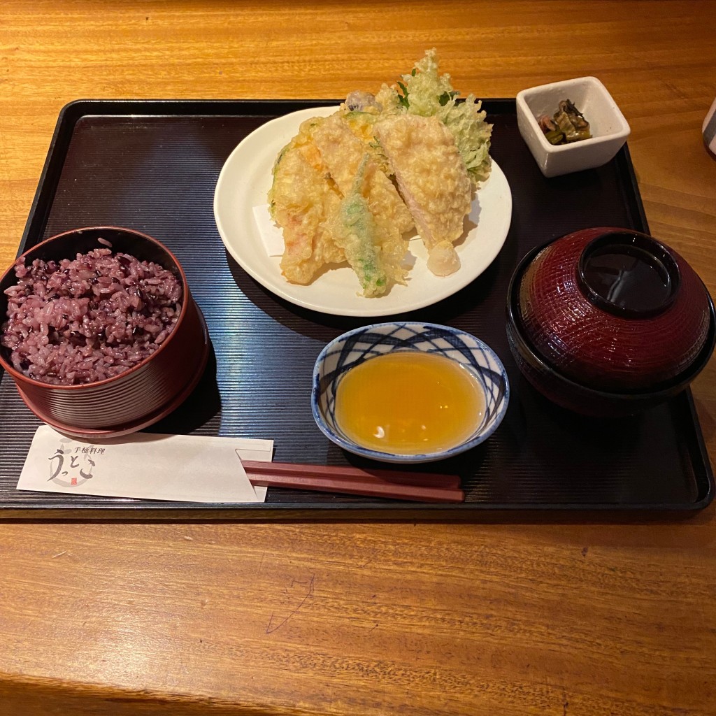 ユーザーが投稿したスタッフ定食とり普の写真 - 実際訪問したユーザーが直接撮影して投稿した栄和食 / 日本料理うっとこ ラシック店の写真