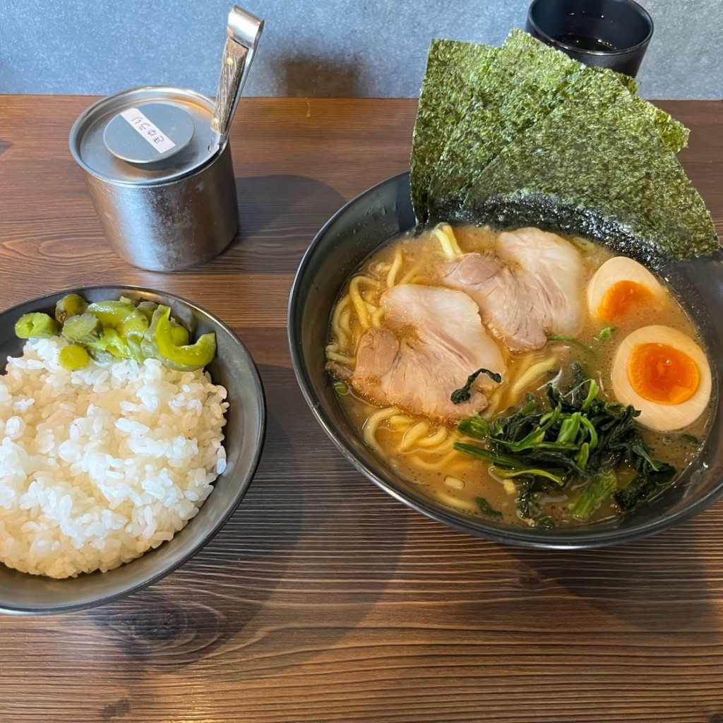 ユーザーが投稿した豚骨醤油ラーメンの写真 - 実際訪問したユーザーが直接撮影して投稿した大鋸ラーメン / つけ麺萩原家 藤沢店の写真