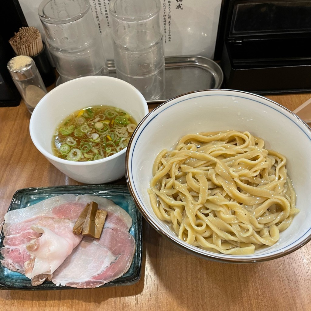 ユーザーが投稿したつけ麺 (塩)の写真 - 実際訪問したユーザーが直接撮影して投稿した芝ラーメン専門店MENクライの写真