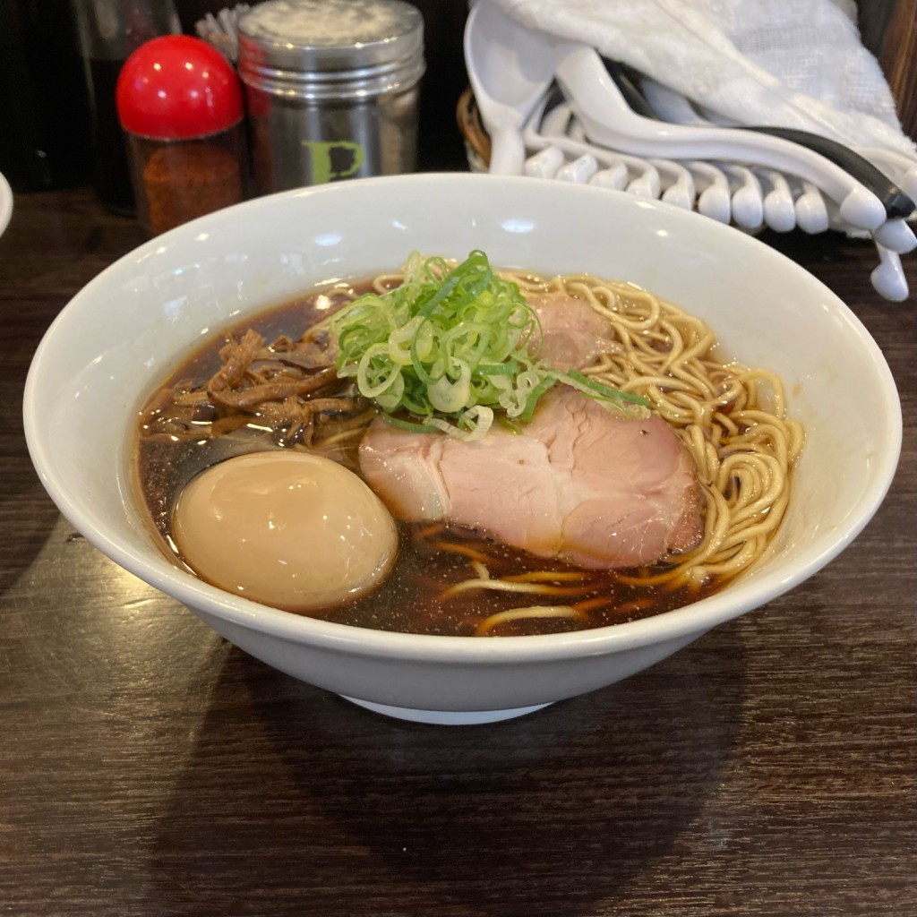 ユーザーが投稿した味玉醤油ラーメンの写真 - 実際訪問したユーザーが直接撮影して投稿した東中野ラーメン専門店かしわぎの写真