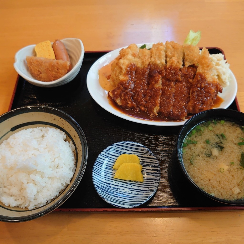 ユーザーが投稿したトンカツ定食の写真 - 実際訪問したユーザーが直接撮影して投稿した金光町大谷定食屋つちや食堂の写真