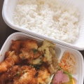 ピリ辛チキン弁当 - 実際訪問したユーザーが直接撮影して投稿した水戸島お弁当お弁当 どんどん 水戸島店の写真のメニュー情報