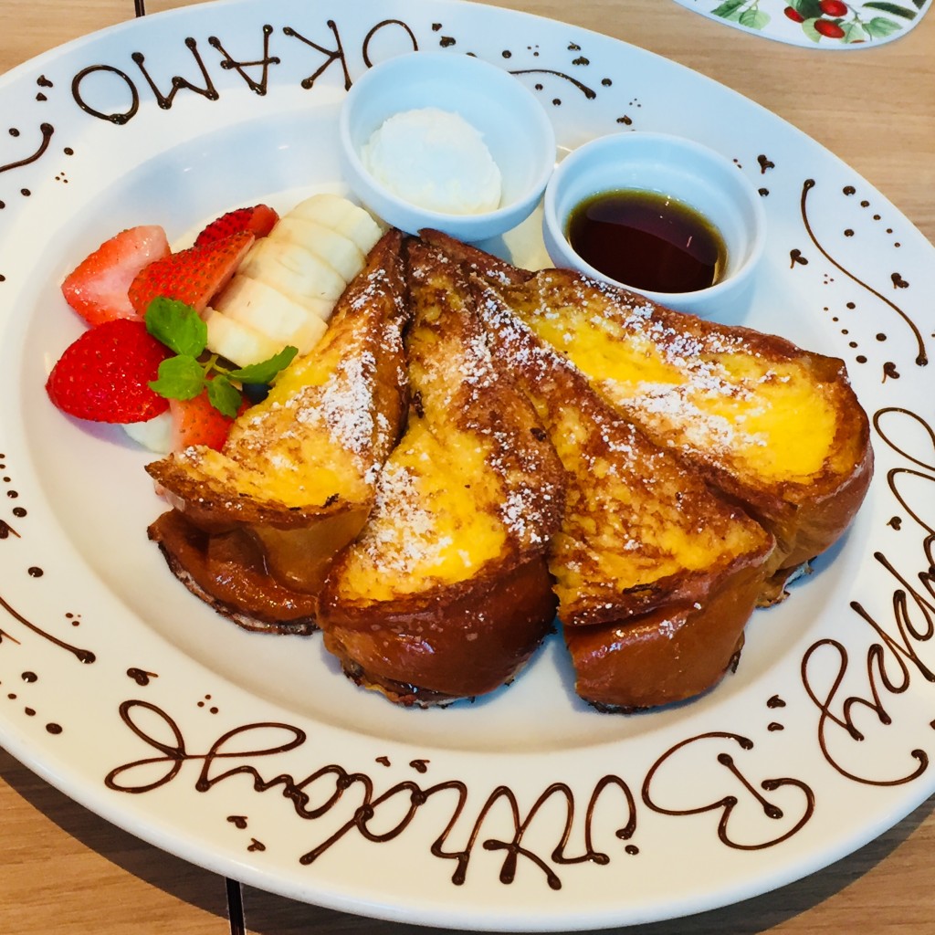 ユーザーが投稿したフレンチトーストの写真 - 実際訪問したユーザーが直接撮影して投稿した丸の内カフェサラベス 東京店の写真