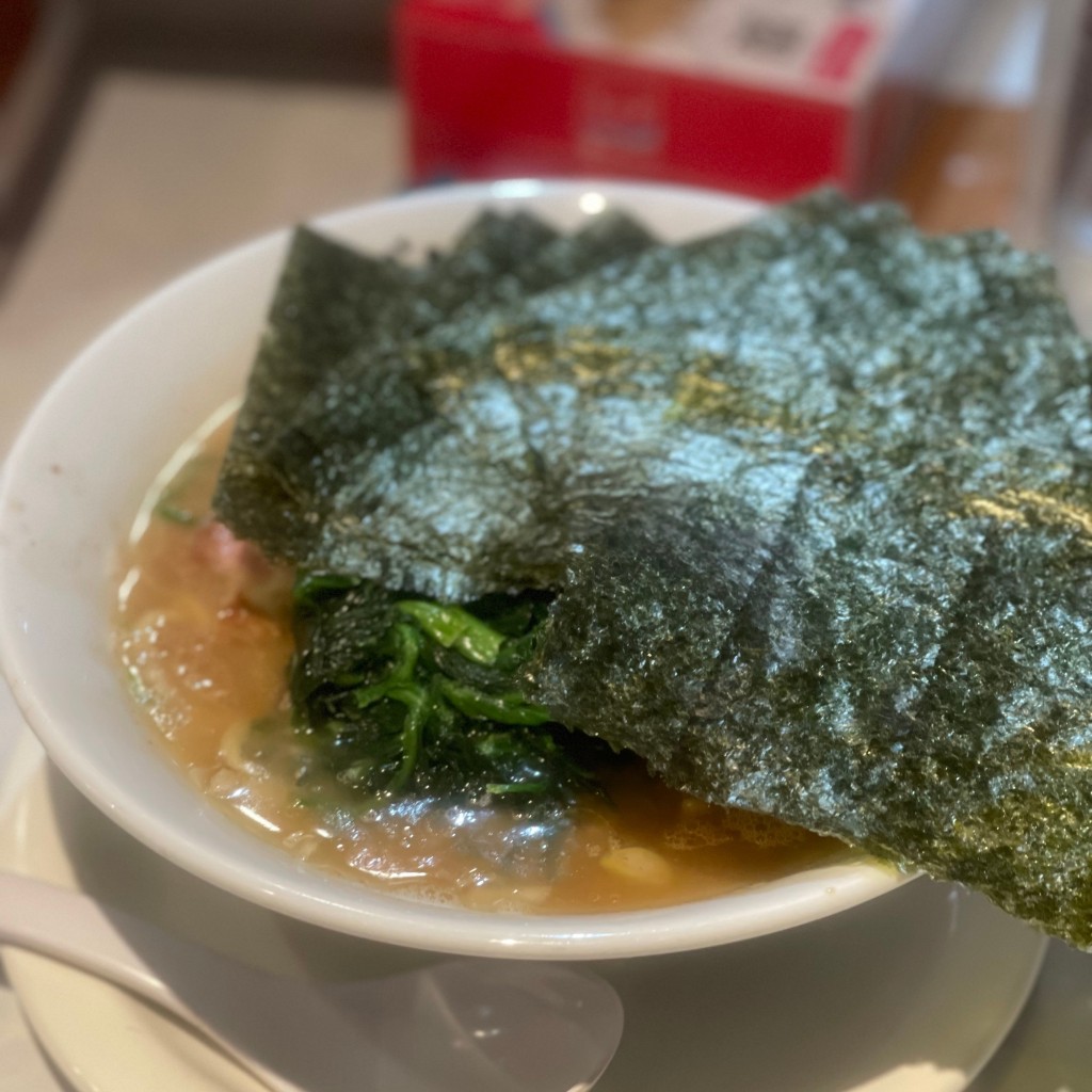 ユーザーが投稿したのりラーメンの写真 - 実際訪問したユーザーが直接撮影して投稿した曙町ラーメン / つけ麺横浜家系ラーメン つばさ家 立川店の写真