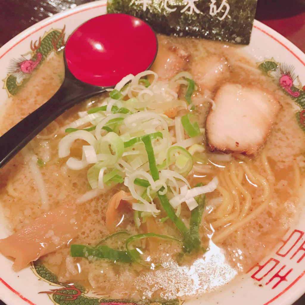 ユーザーが投稿したしあわせラーメンの写真 - 実際訪問したユーザーが直接撮影して投稿した毛馬町ラーメン / つけ麺花丸軒 毛馬店の写真