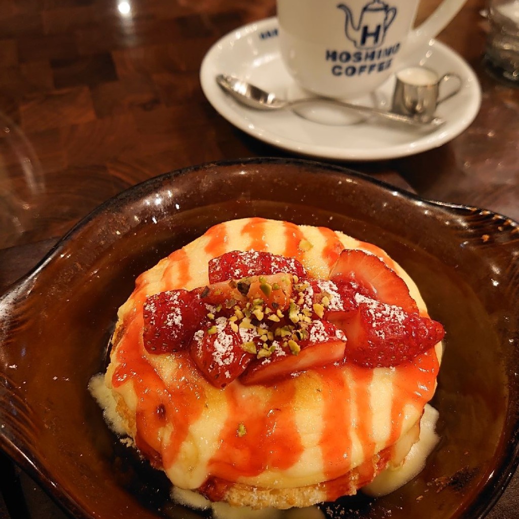 ユーザーが投稿した苺のふわとろ焼きチーズケーキの写真 - 実際訪問したユーザーが直接撮影して投稿した神田駿河台喫茶店星乃珈琲店 御茶ノ水店の写真