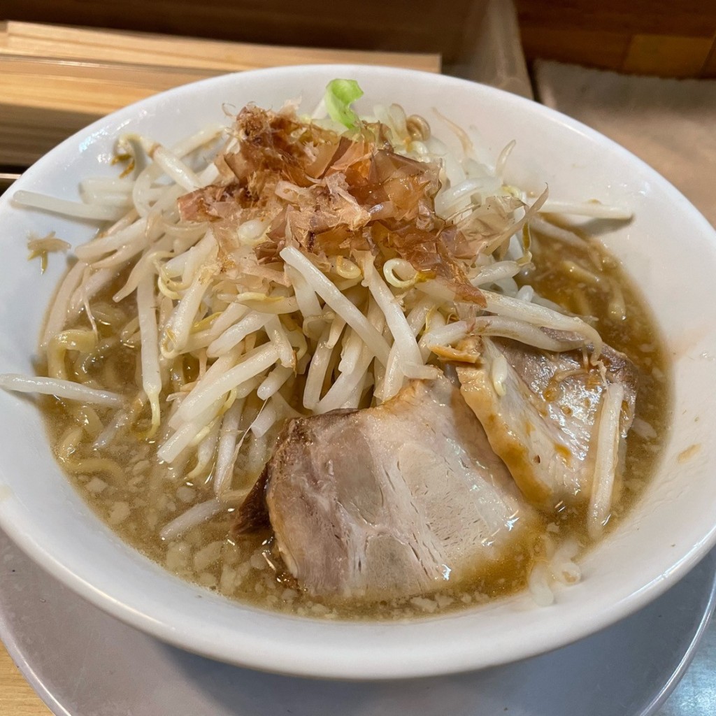 ユーザーが投稿したラーメンの写真 - 実際訪問したユーザーが直接撮影して投稿した梅田ラーメン / つけ麺笑福〇わ 梅田店の写真