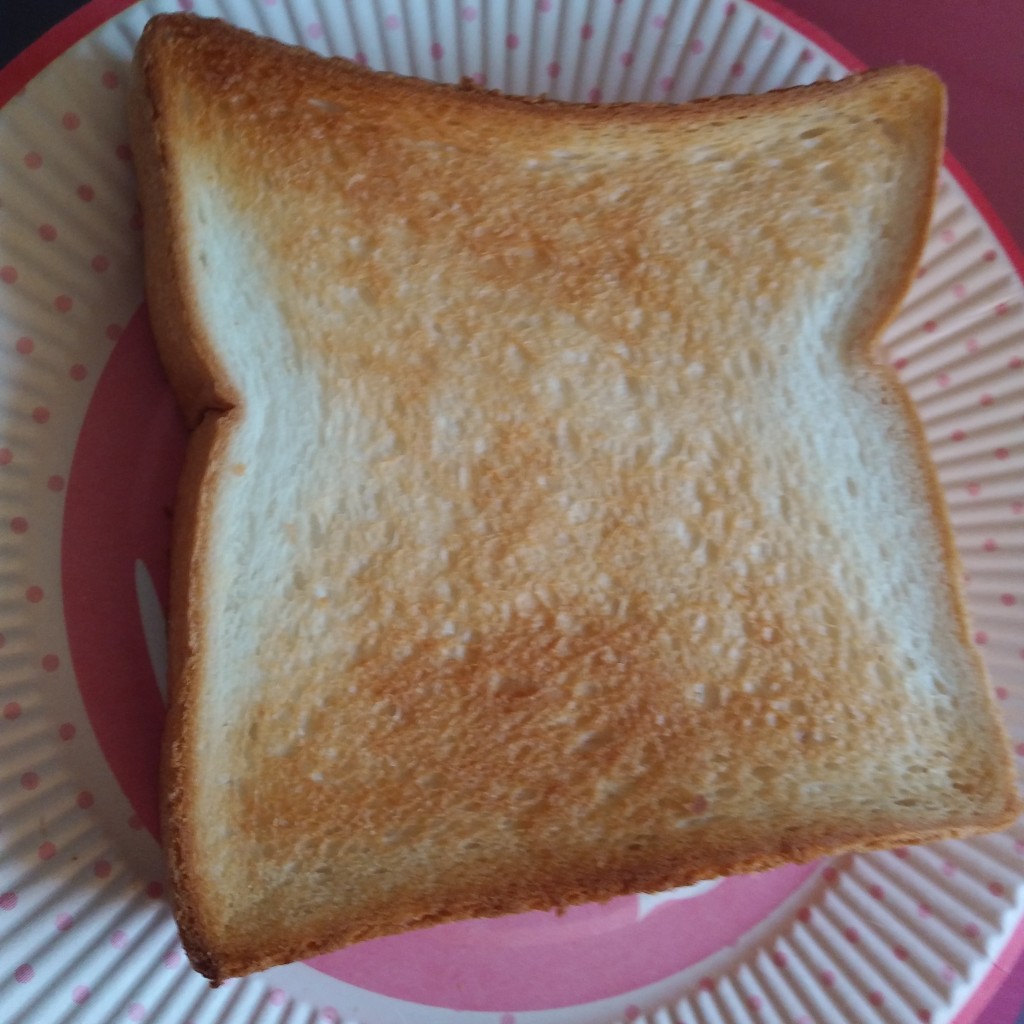 ユーザーが投稿したパンセの角食パンの写真 - 実際訪問したユーザーが直接撮影して投稿した成田ベーカリーパンセ 富谷本店の写真
