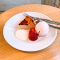 桜のチーズケーキ - 実際訪問したユーザーが直接撮影して投稿したカフェBole COFFEE & ICECREAMの写真のメニュー情報