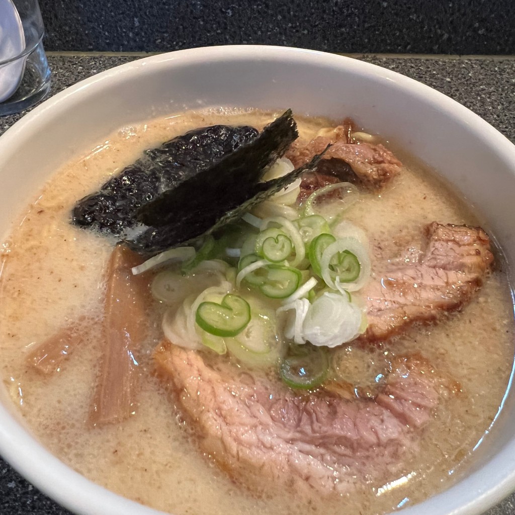 minaox7さんが投稿した婦中町西本郷ラーメン / つけ麺のお店らーめん楓/ラーメンカエデの写真